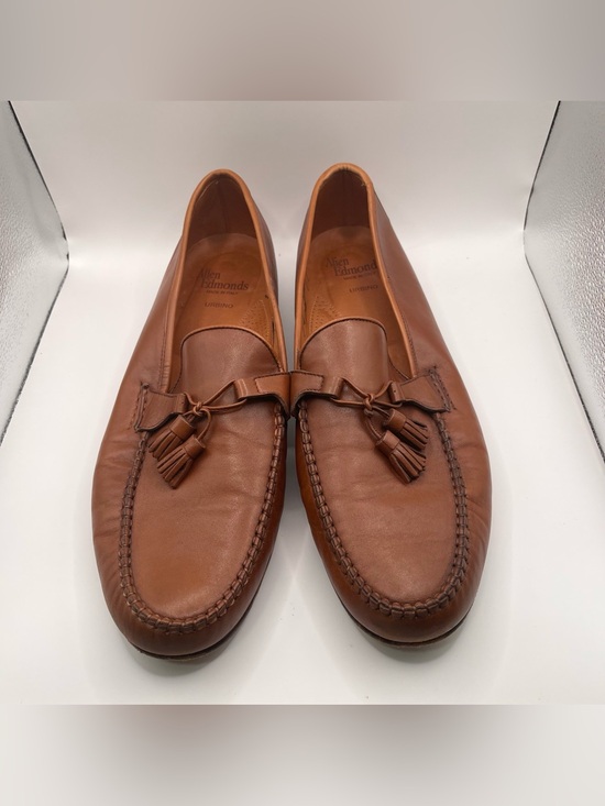 Allen Edmonds Urbino models crafted in Italy size 15 tassels loafers brown main image 9